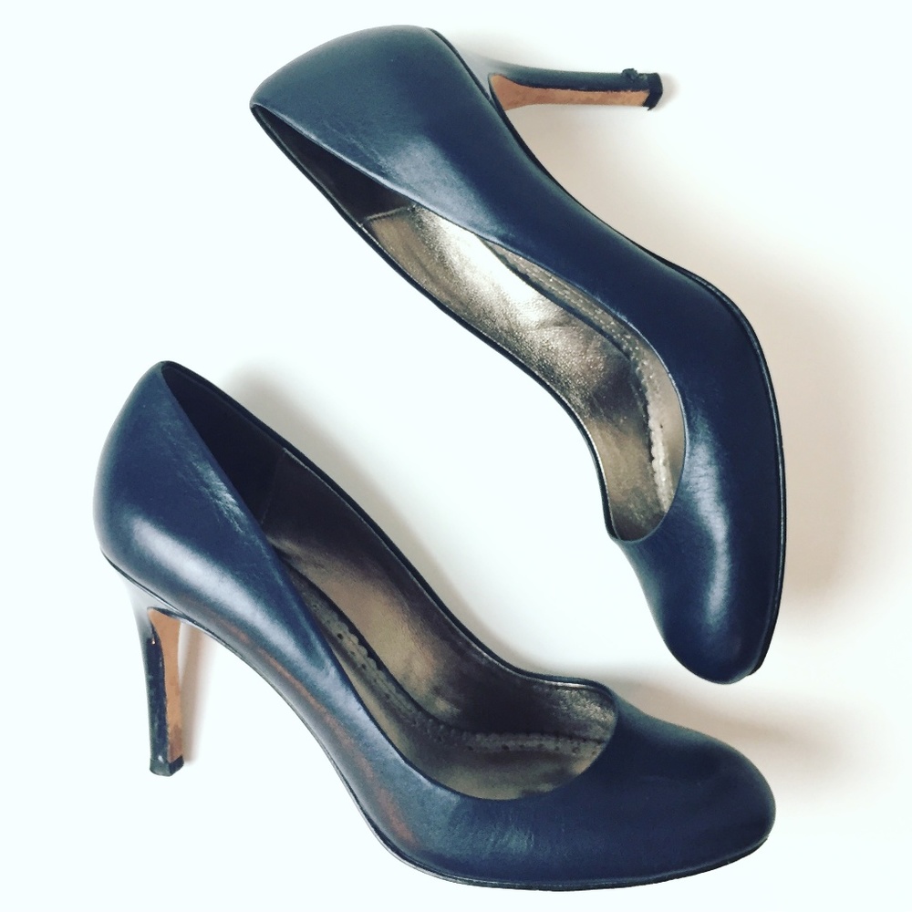 Brooks Brothers Classic Navy Heels